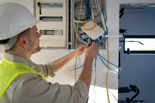 Best Commercial Electrician Services  in Pike Creek, DE